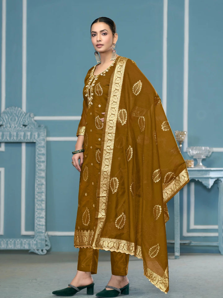 Stunning Festive Banarasi Salwar Kameez | Embroidered & Handcrafted