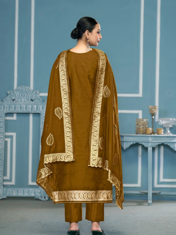 Stunning Festive Banarasi Salwar Kameez | Embroidered & Handcrafted