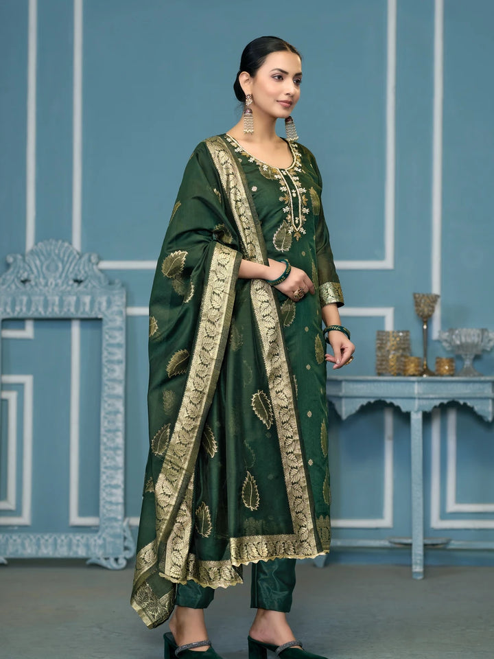 Stunning Festive Banarasi Salwar Kameez | Embroidered & Handcrafted