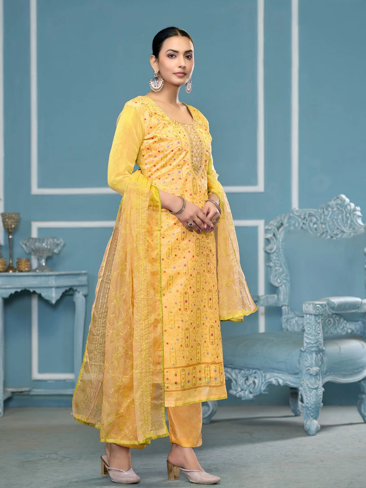 Designer Salwar Suit | Fine Organza Fabric with Dull Santoon Bottom
