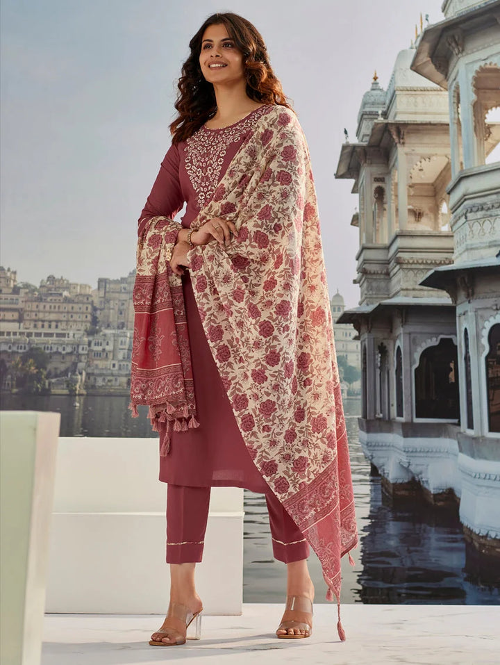 Blush Pink Cotton Slub Salwar Kameez with Chanderi Dupatta | Stylish Embroidery