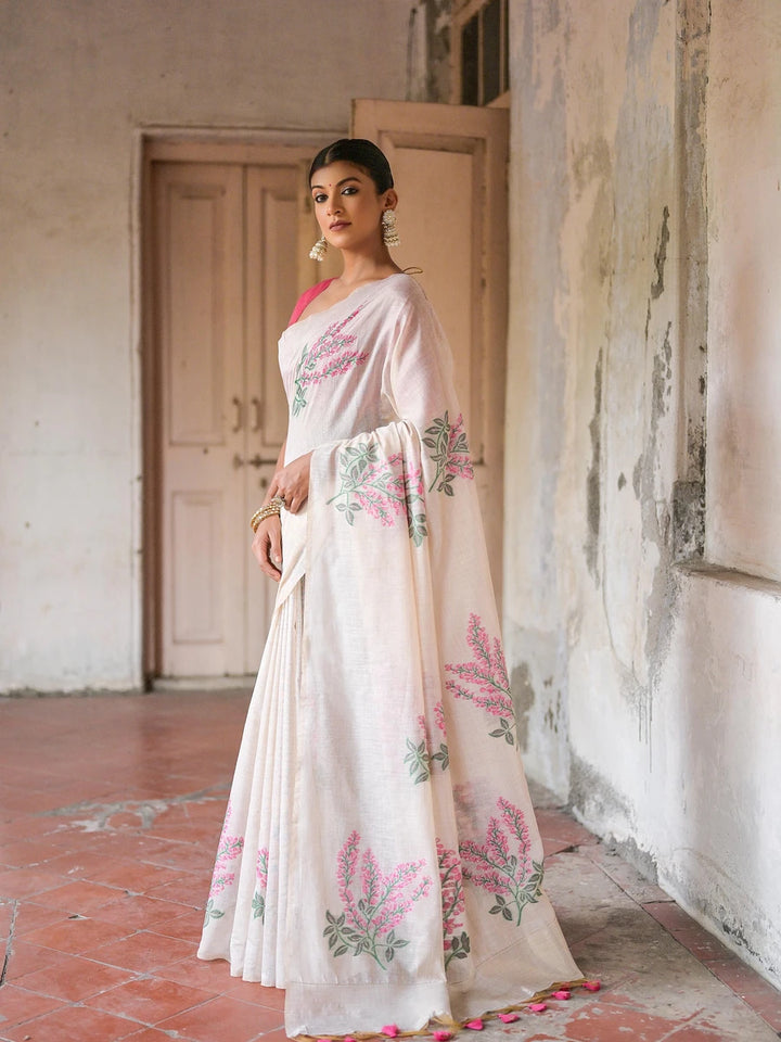 Cotton Floral Weaving Designer Saree with Blouse Fabric