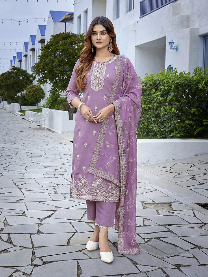 Lavender Readymade Pakistani Salwar Kameez with Pant & Dupatta