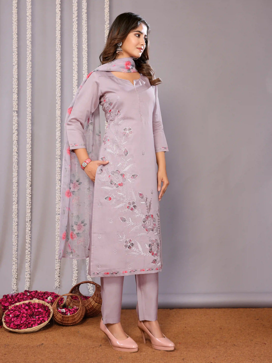 Light Lavender Embroidered Chanderi Pant Suit with Organza Dupatta
