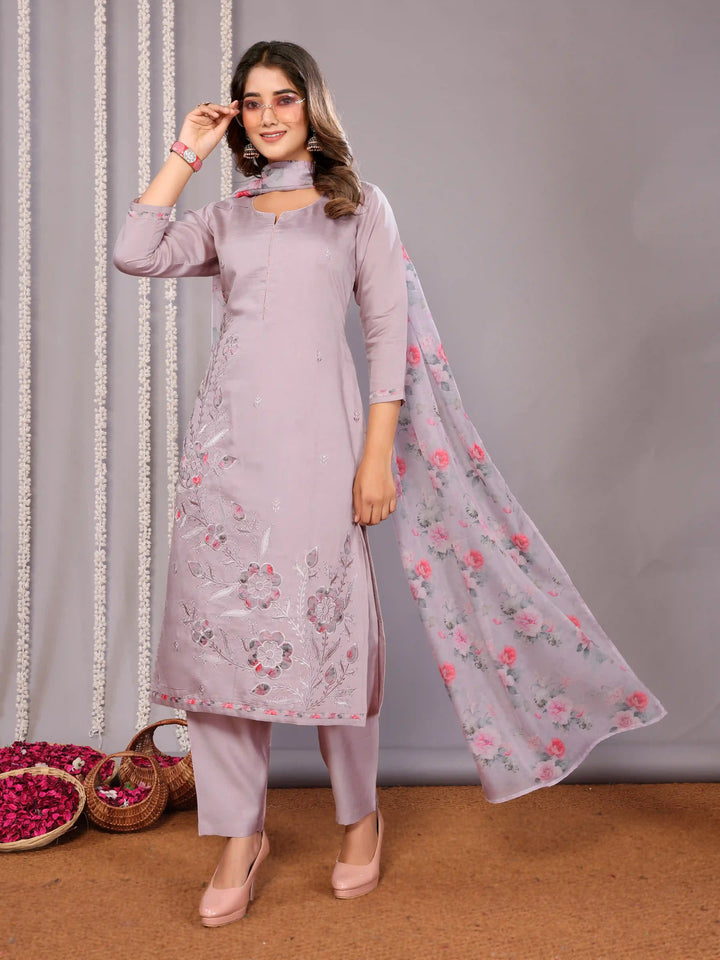 Light Lavender Embroidered Chanderi Pant Suit with Organza Dupatta