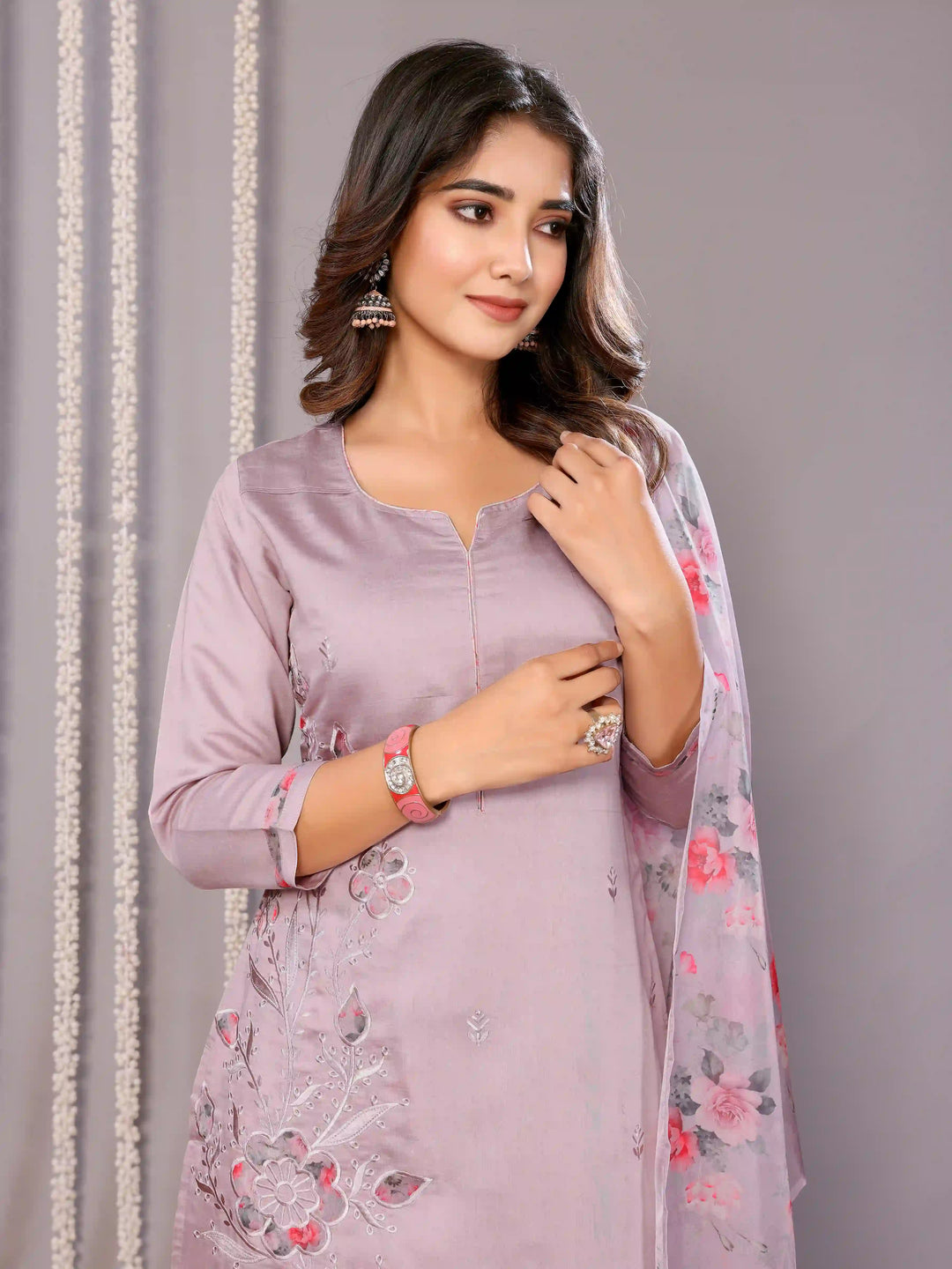 Light Lavender Embroidered Chanderi Pant Suit with Organza Dupatta