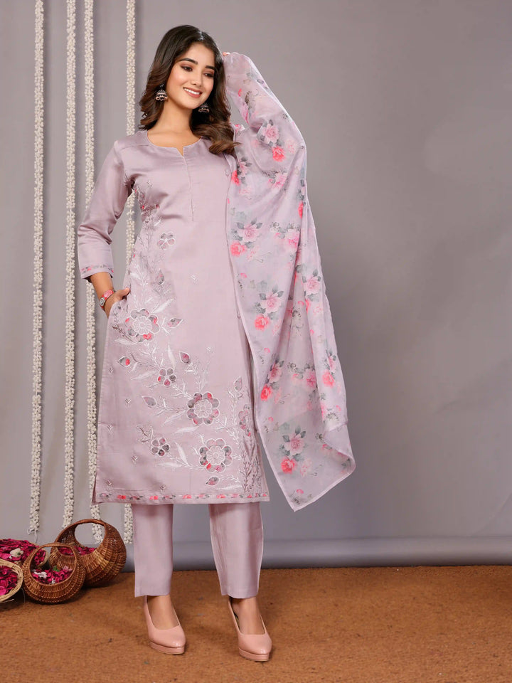 Light Lavender Embroidered Chanderi Pant Suit with Organza Dupatta