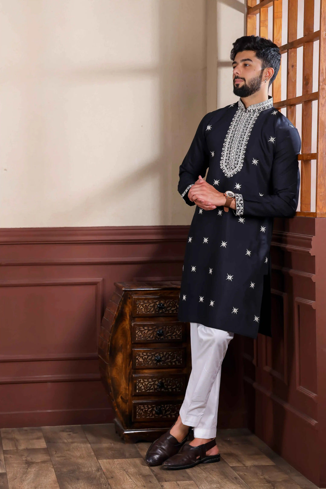 Stunning Traditional Viscose Kurta Set with Elegant Embroidery