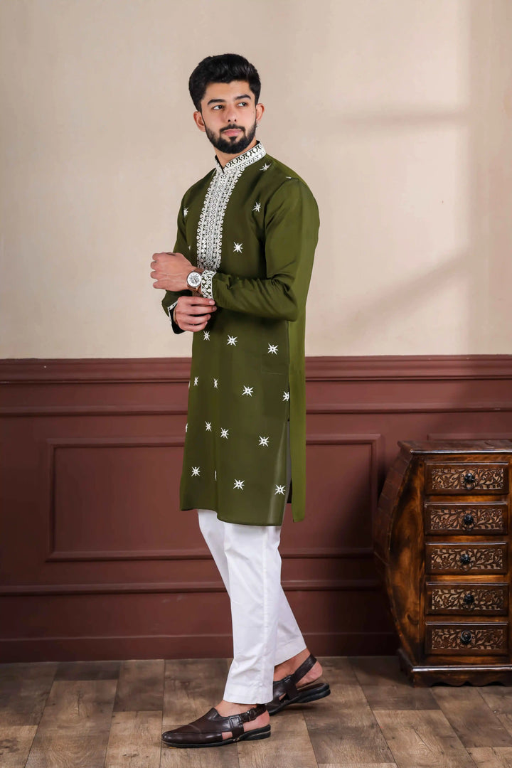 Stunning Traditional Viscose Kurta Set with Elegant Embroidery