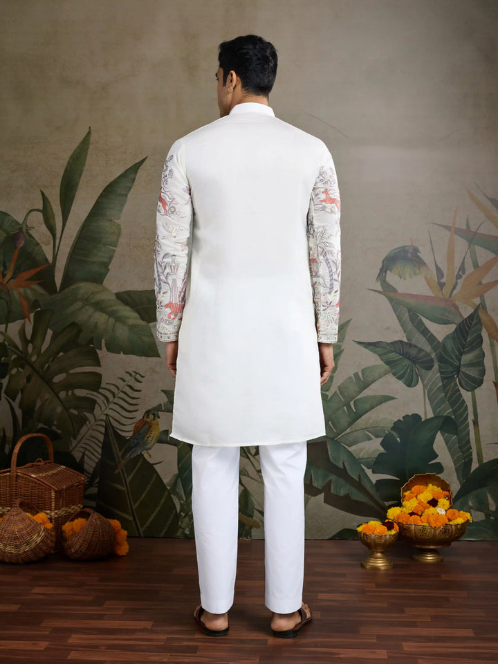 Stylish Party Wear Viscose Silk Kurta for Men with Thread Embroidery