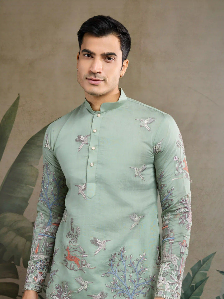 Stylish Party Wear Viscose Silk Kurta for Men with Thread Embroidery