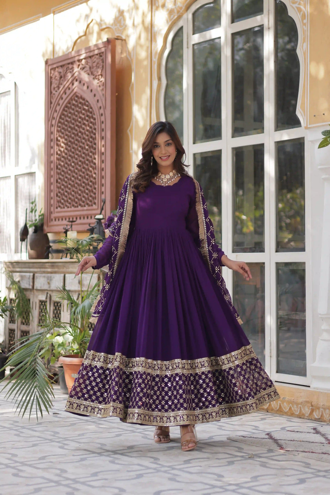 Detail view anarkali suit.