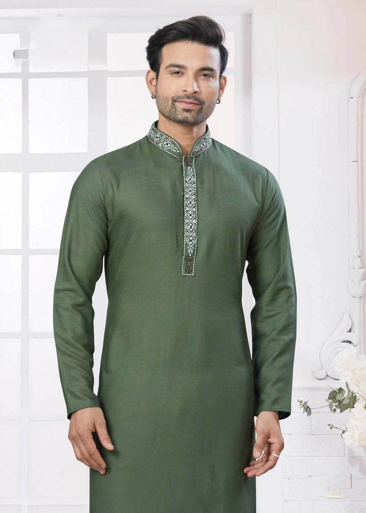 Men's Kurta Pajama in Mehndi Green Embroidery Cotton Set