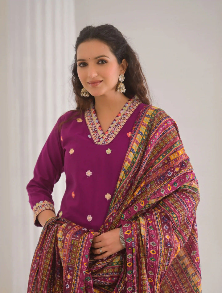 Elegant Purple Chanderi Salwar Kameez for Party & Festive Wear