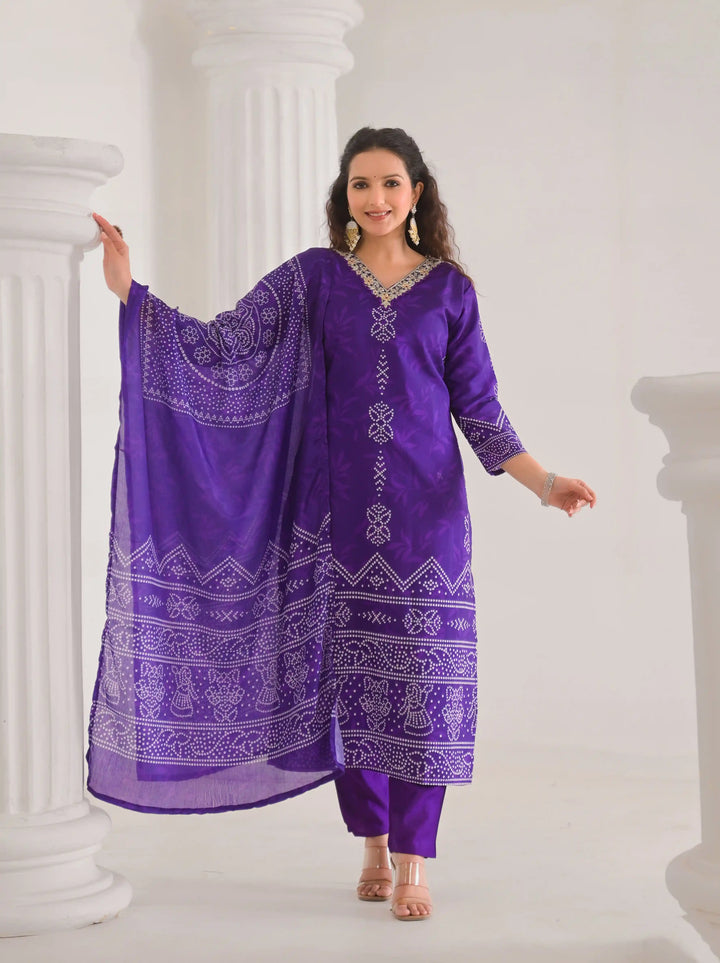 Stylish Viscose Chanderi Salwar Kameez with Muslin Dupatta for Festive Wear
