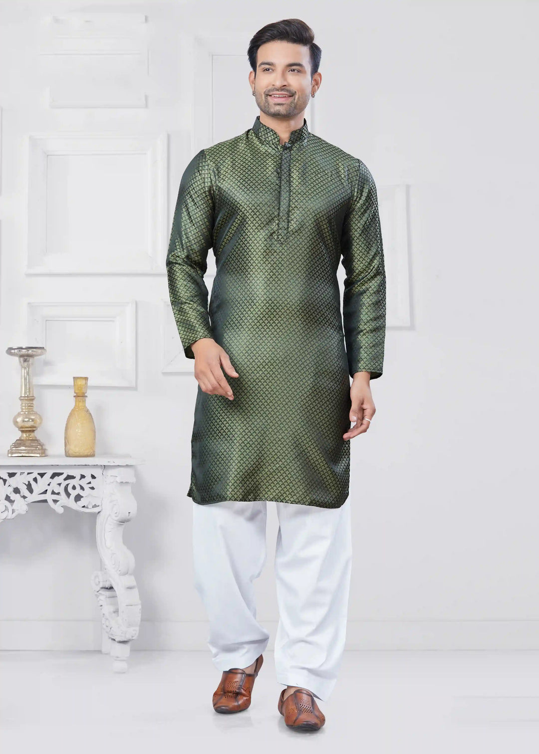Designer Men’s Jacquard Kurta & Cotton Pathani Pajama Set