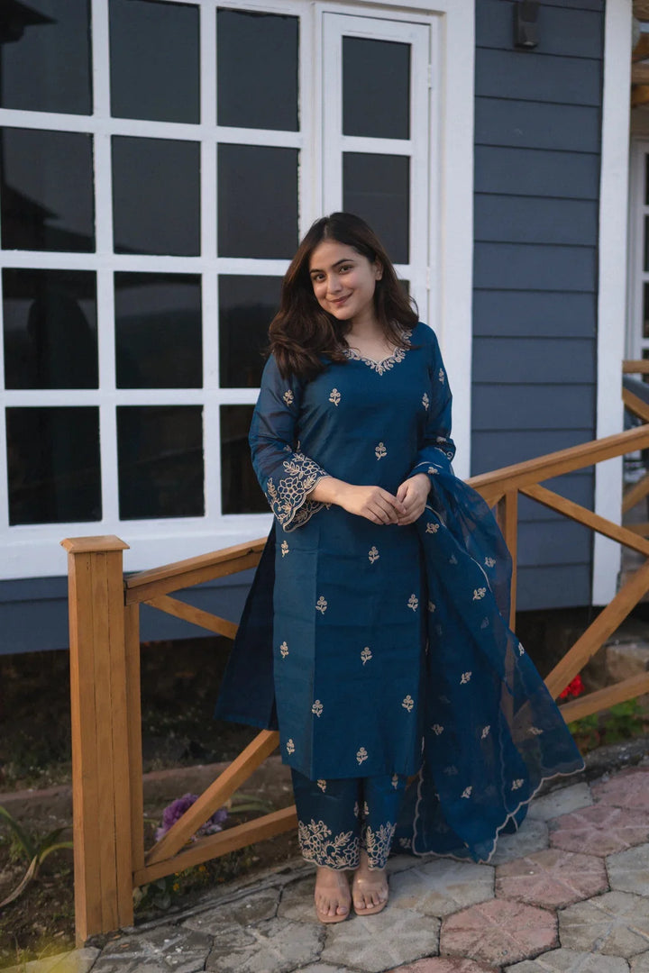 Designer Embroidered Readymade Salwar Kameez Set