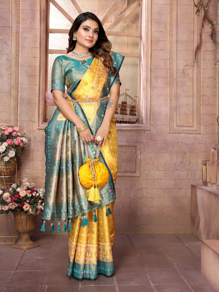 Graceful Patola Wevon Saree in Banarasi Tissue Silk