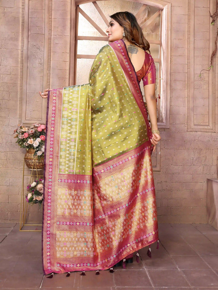 Graceful Patola Wevon Saree in Banarasi Tissue Silk