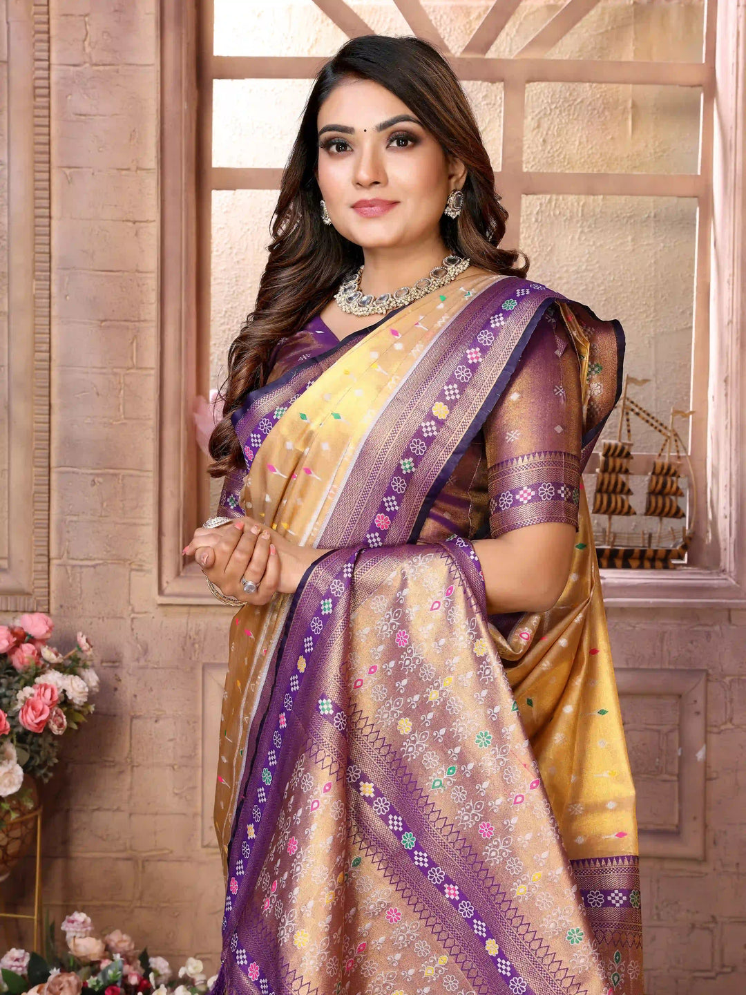 Graceful Patola Wevon Saree in Banarasi Tissue Silk