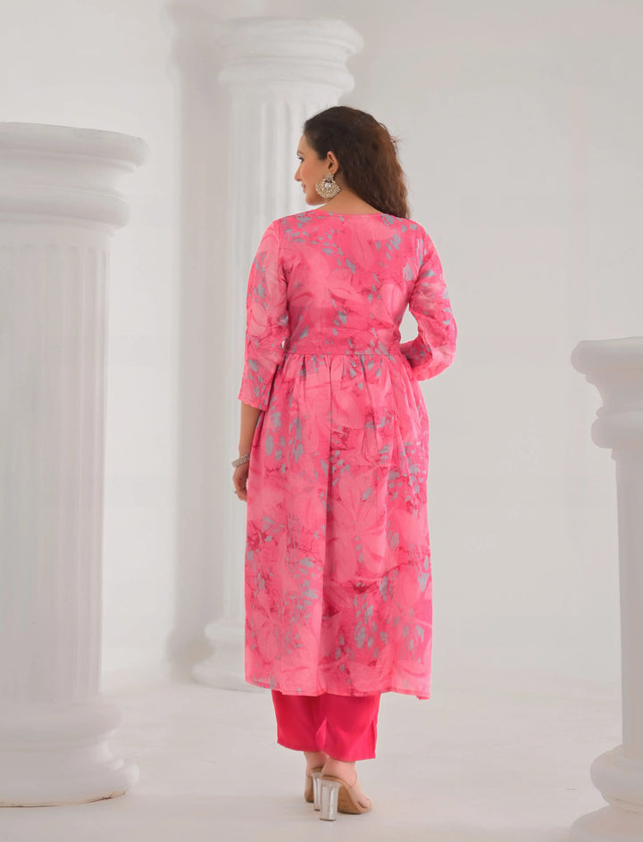 Elegant Pink Embroidered Salwar Kameez Set with Dupatta