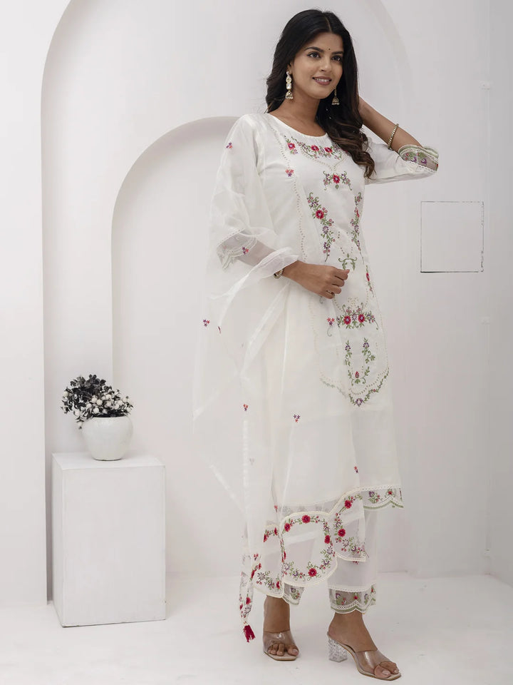 Timeless White Silk Salwar Kameez for Special Occasions