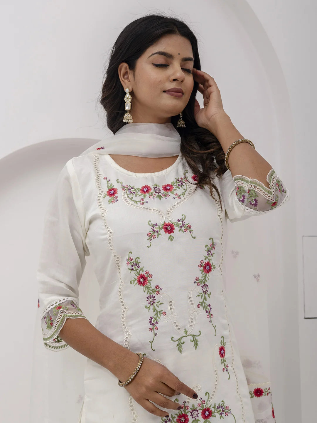 Timeless White Silk Salwar Kameez for Special Occasions