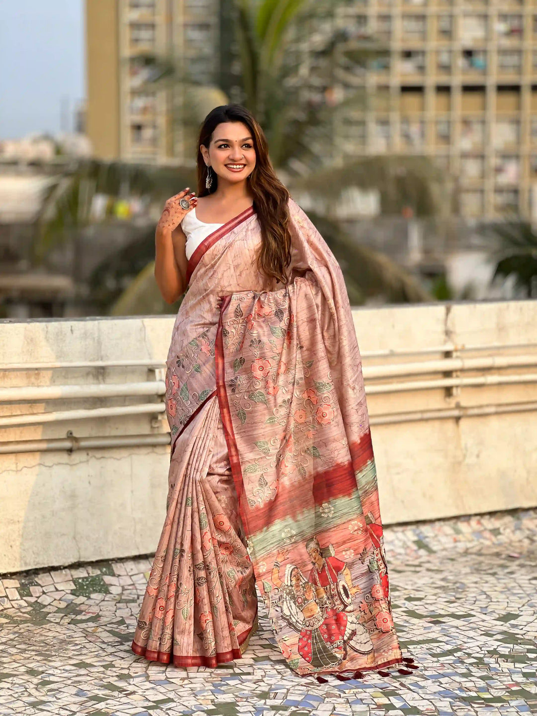 Exquisite Silk Saree with Floral Prints and Wevon Jari Border