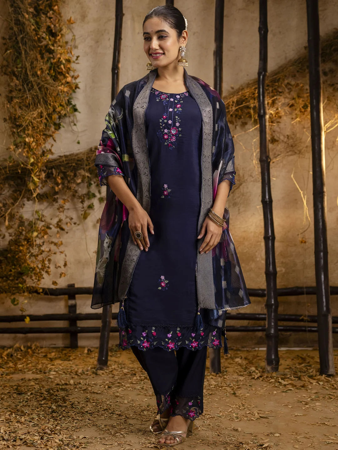 Graceful Partywear Salwar Kameez with Intricate Embroidery