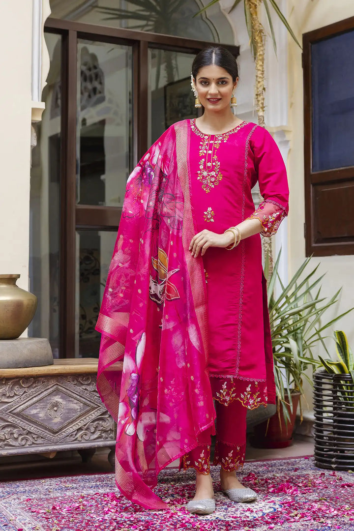 Graceful Partywear Salwar Kameez with Intricate Embroidery