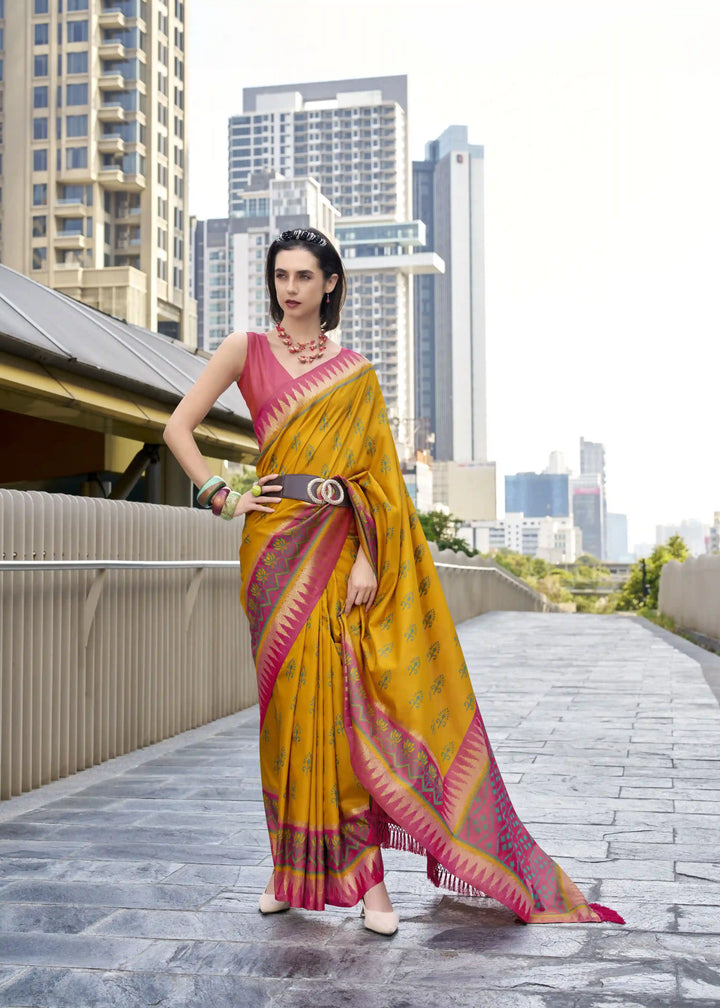 Classic Soft Silk Saree with Ethnic Printed & Jari Detailing