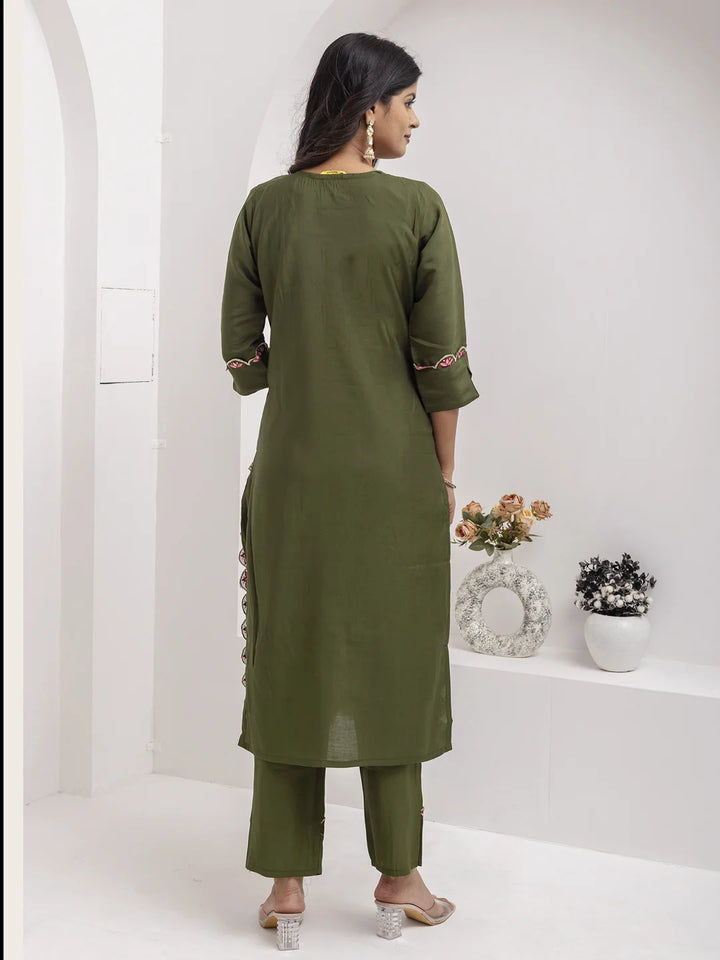Exquisite Designer Salwar Kameez for Mehendi Celebrations