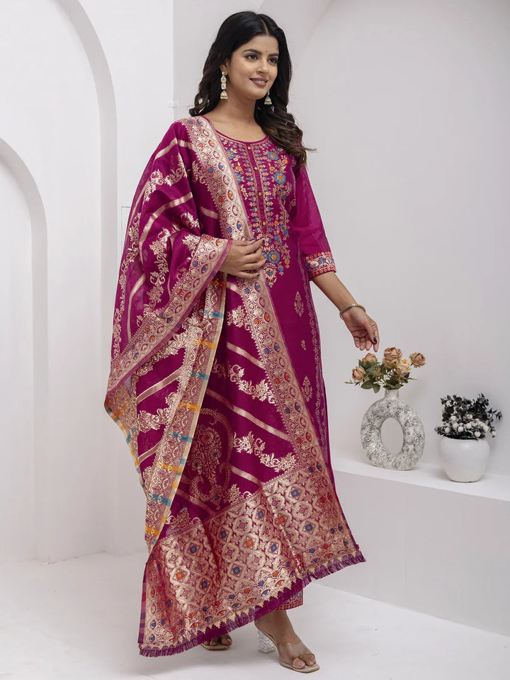 Exquisite Blush Pink Jacquard Silk Salwar Kameez for Weddings