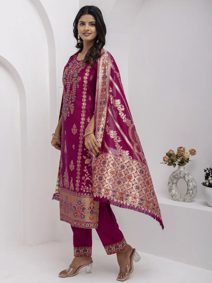 Exquisite Blush Pink Jacquard Silk Salwar Kameez for Weddings
