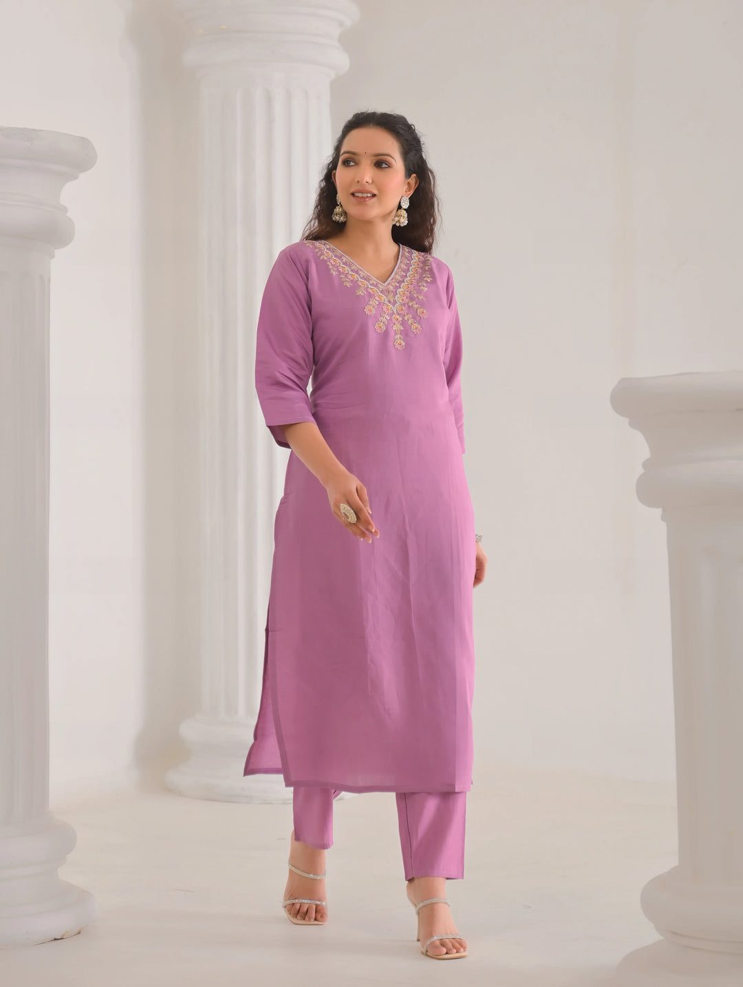Stylish Pink Embroidered Salwar Kameez Set for Festive Wear