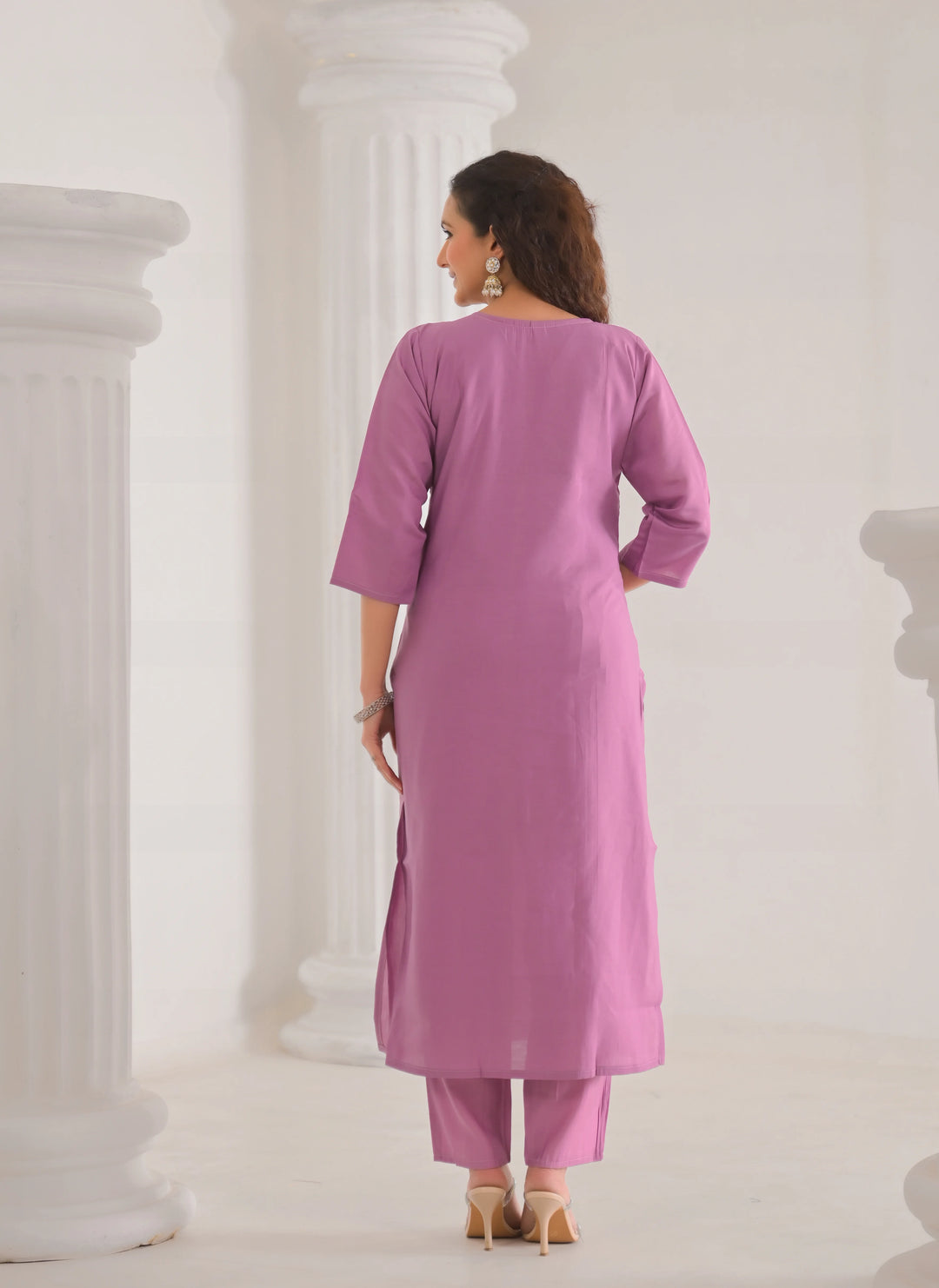 Stylish Pink Embroidered Salwar Kameez Set for Festive Wear