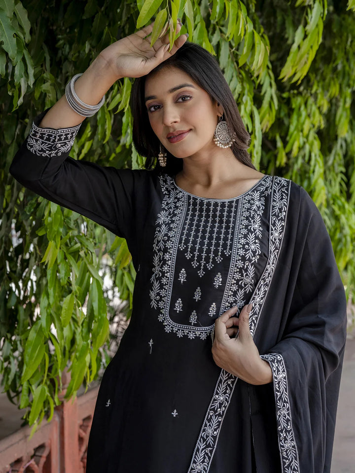 Viscose Roman Silk Designer Salwar Kameez with Nazmin Dupatta