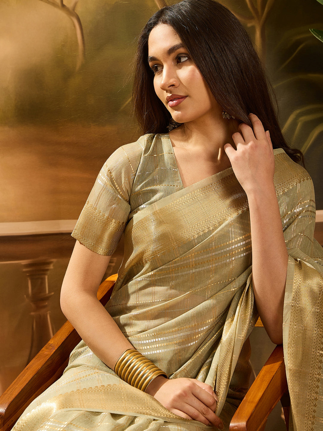Elegant Khadi Organza Saree with Jacquard Design Festive Wear Look