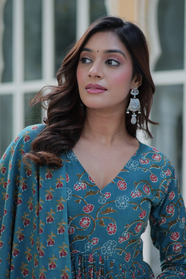Stylish Cotton Salwar Kameez with Beautiful Designer Print