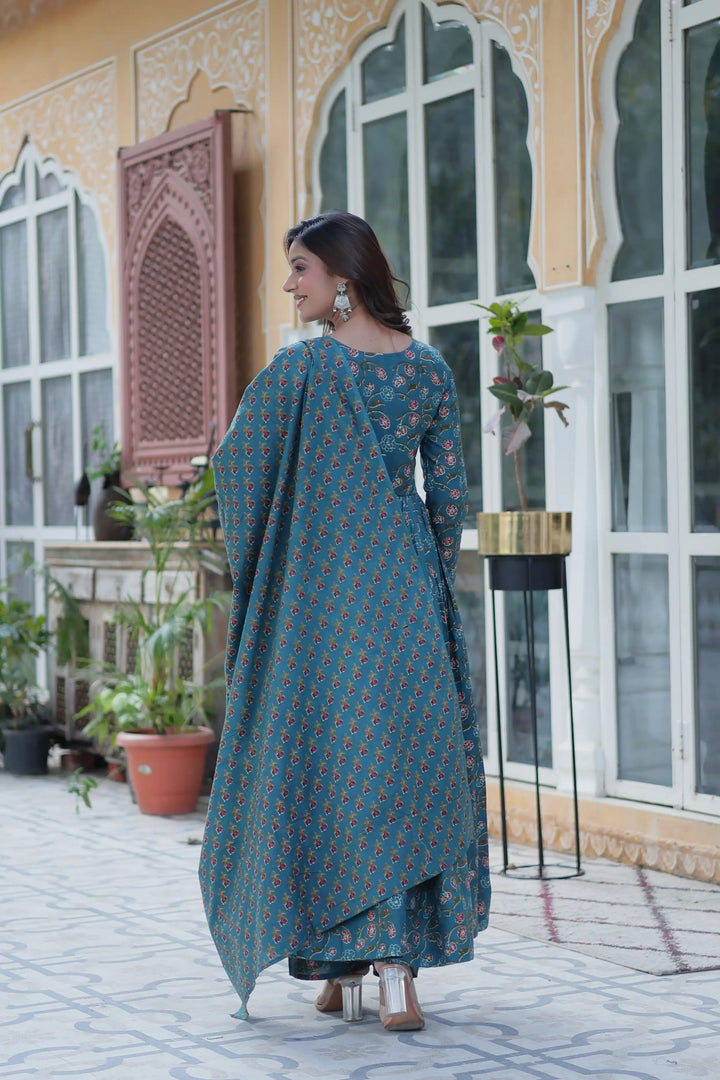 Stylish Cotton Salwar Kameez with Beautiful Designer Print