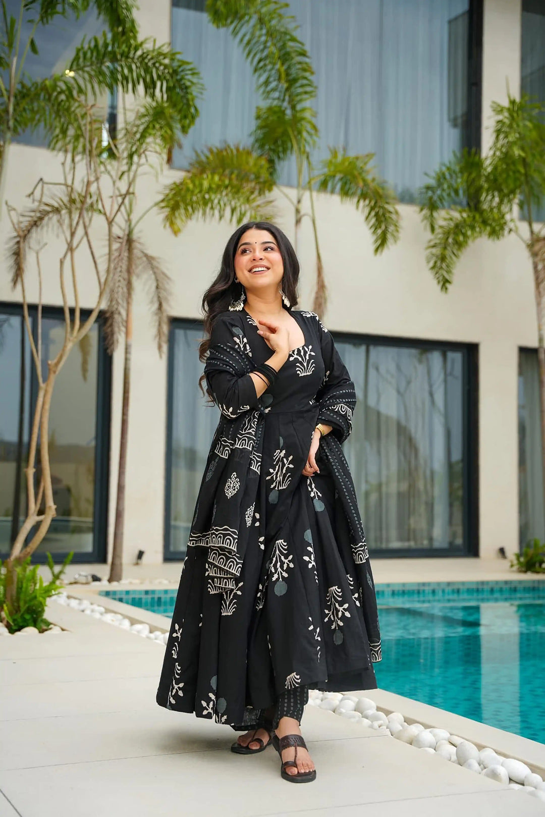 Classic Black Anarkali For Plus Size – Ethnic & Elegant
