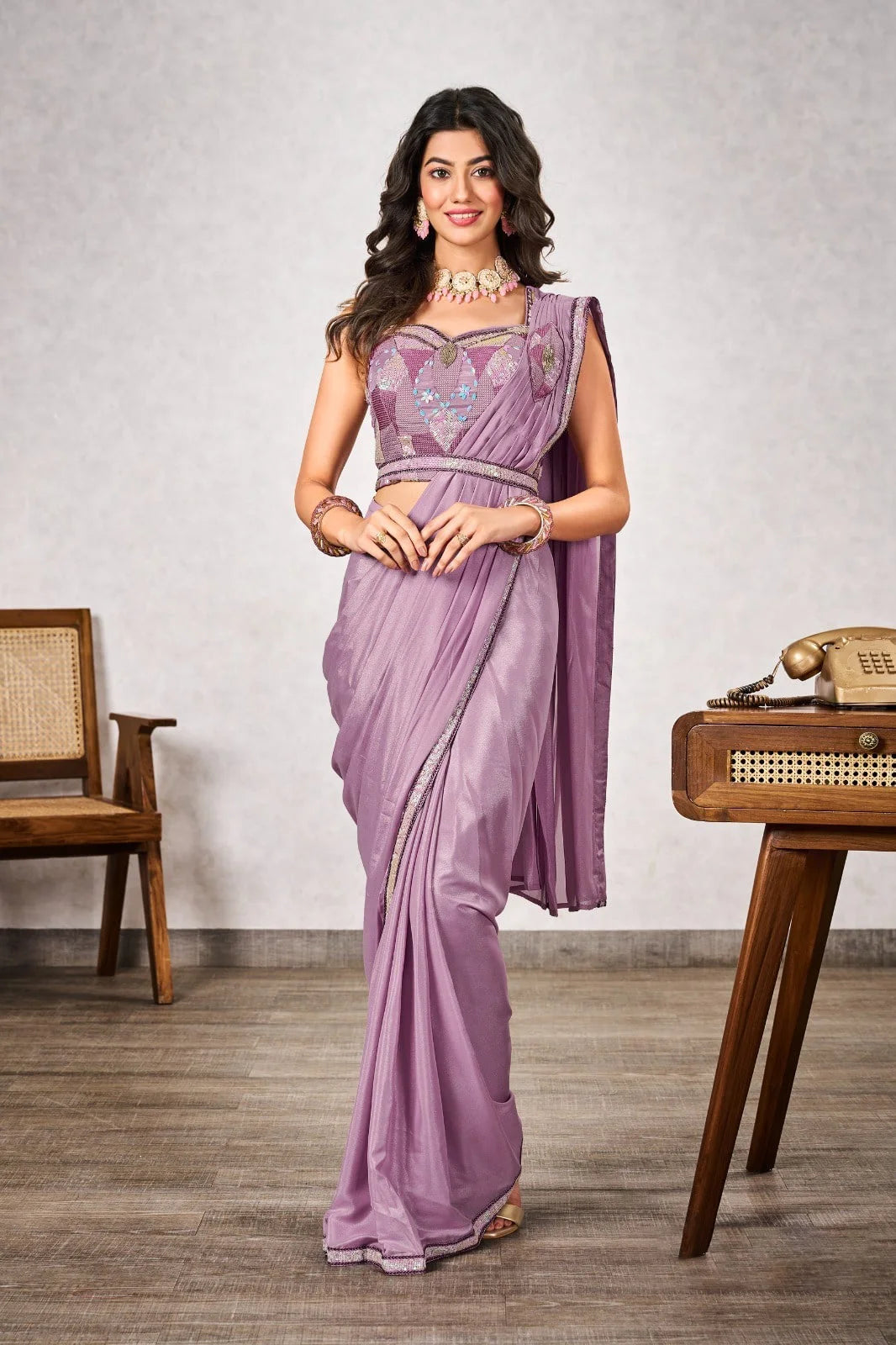 Mauve Magic: Shimmer Georgette Saree with Exquisite Blouse Work