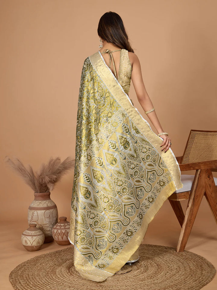 Festive Green Silk Saree Set with Luxurious Jari Embroidery