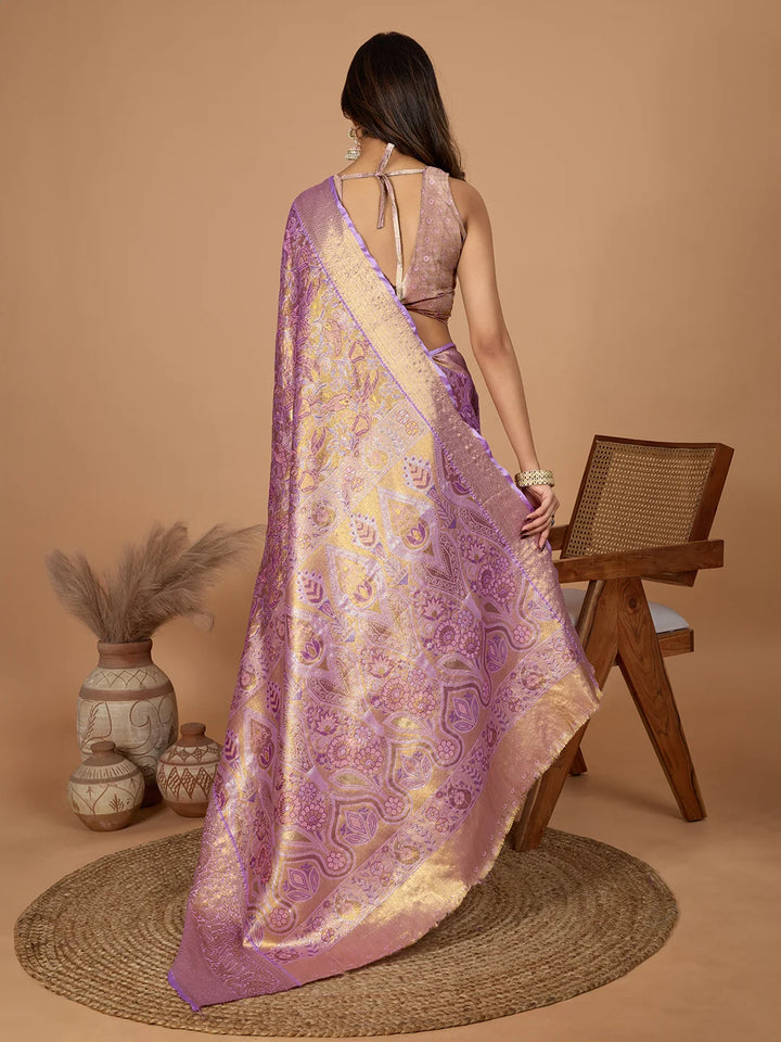 Soft Silk Purple Saree with Intricate Jari Weaving