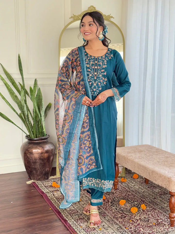 Gorgeous Teal Blue Suit Set with Chanderi & Linen Fabric