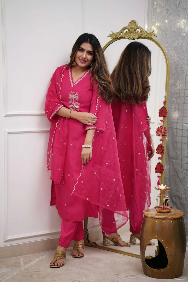 Ethnic Chanderi Suit with Organza Dupatta & Fine Work