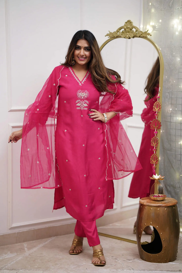 Ethnic Chanderi Suit with Organza Dupatta & Fine Work