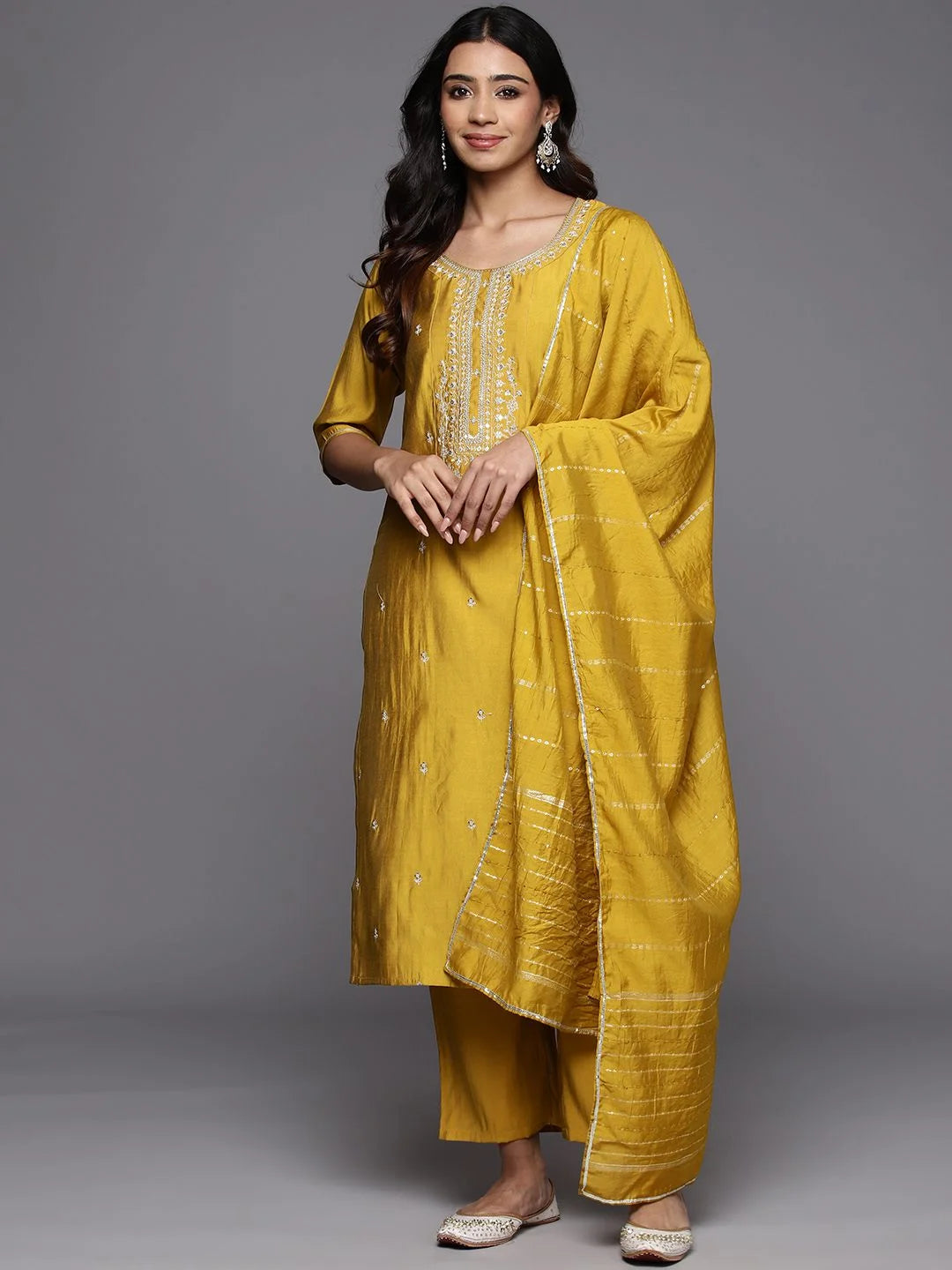 Stylish Embroidered Viscose Blend Salwar Kameez for Parties