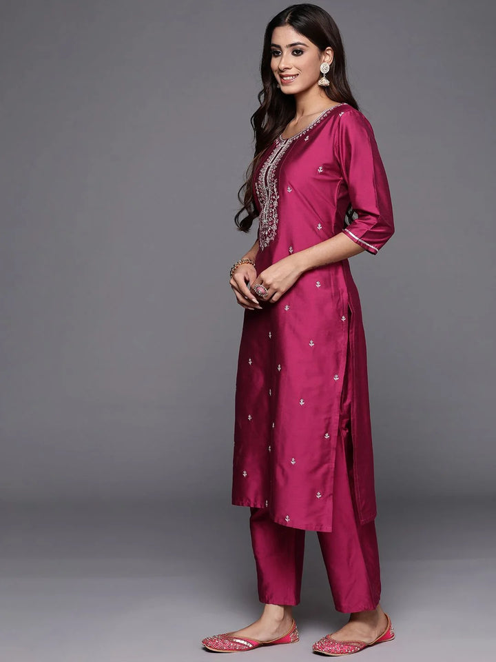 Stylish Embroidered Viscose Blend Salwar Kameez for Parties