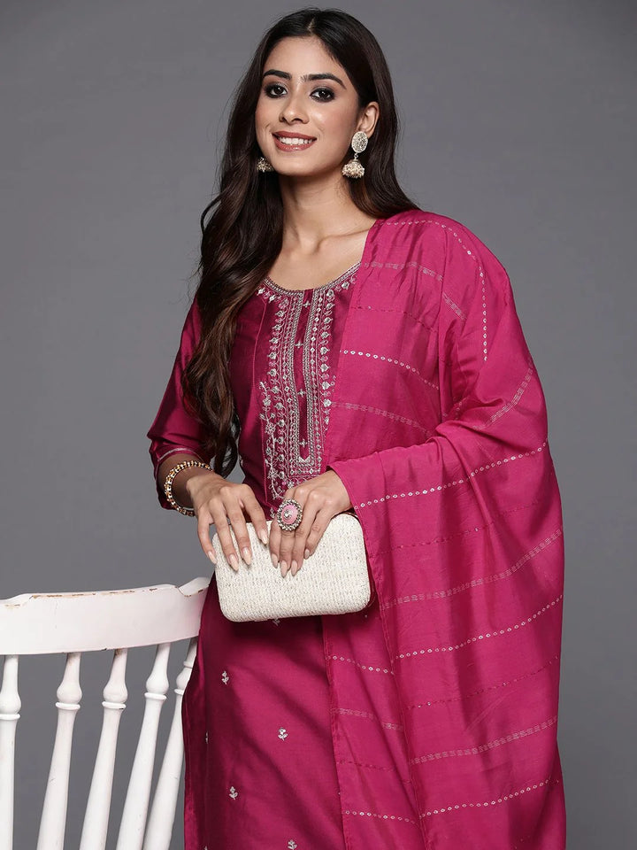 Stylish Embroidered Viscose Blend Salwar Kameez for Parties